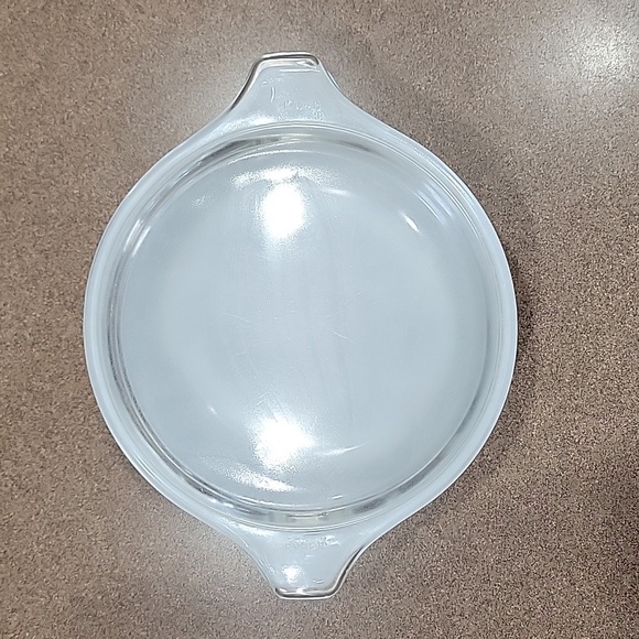 Vintage Pyrex Colonial Mist Casserole Dish! - Picture 2 of 16